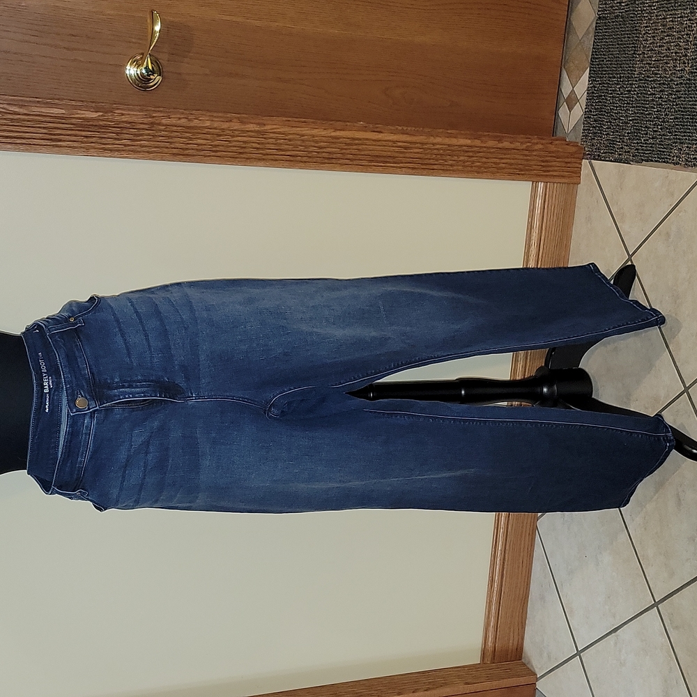 Chico barely boot 4R